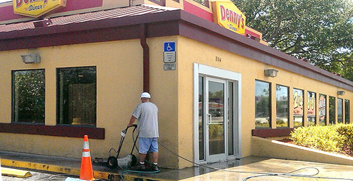 Dennys Restaurant - Merritt Pressure Cleaning